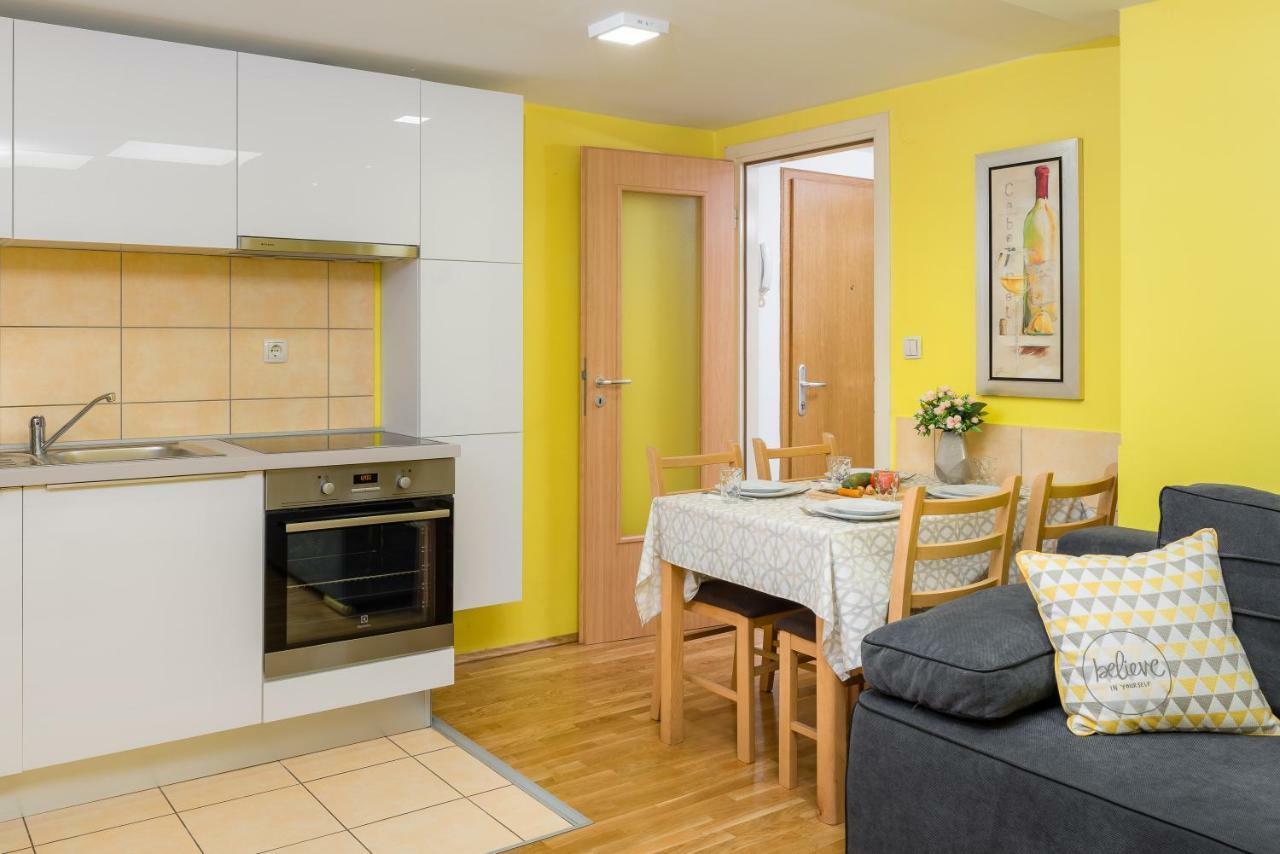 Apartment Medak City Center Nena Split Dış mekan fotoğraf